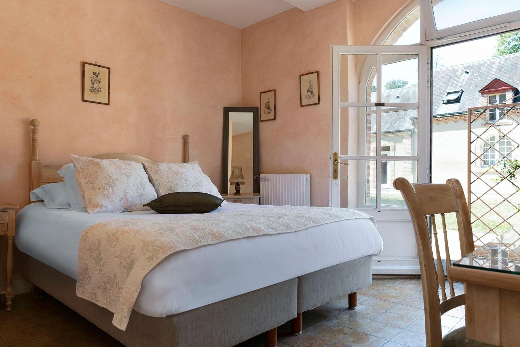 Hostellerie Du Chateau Les Muids La Ferte-Saint-Aubin Ngoại thất bức ảnh