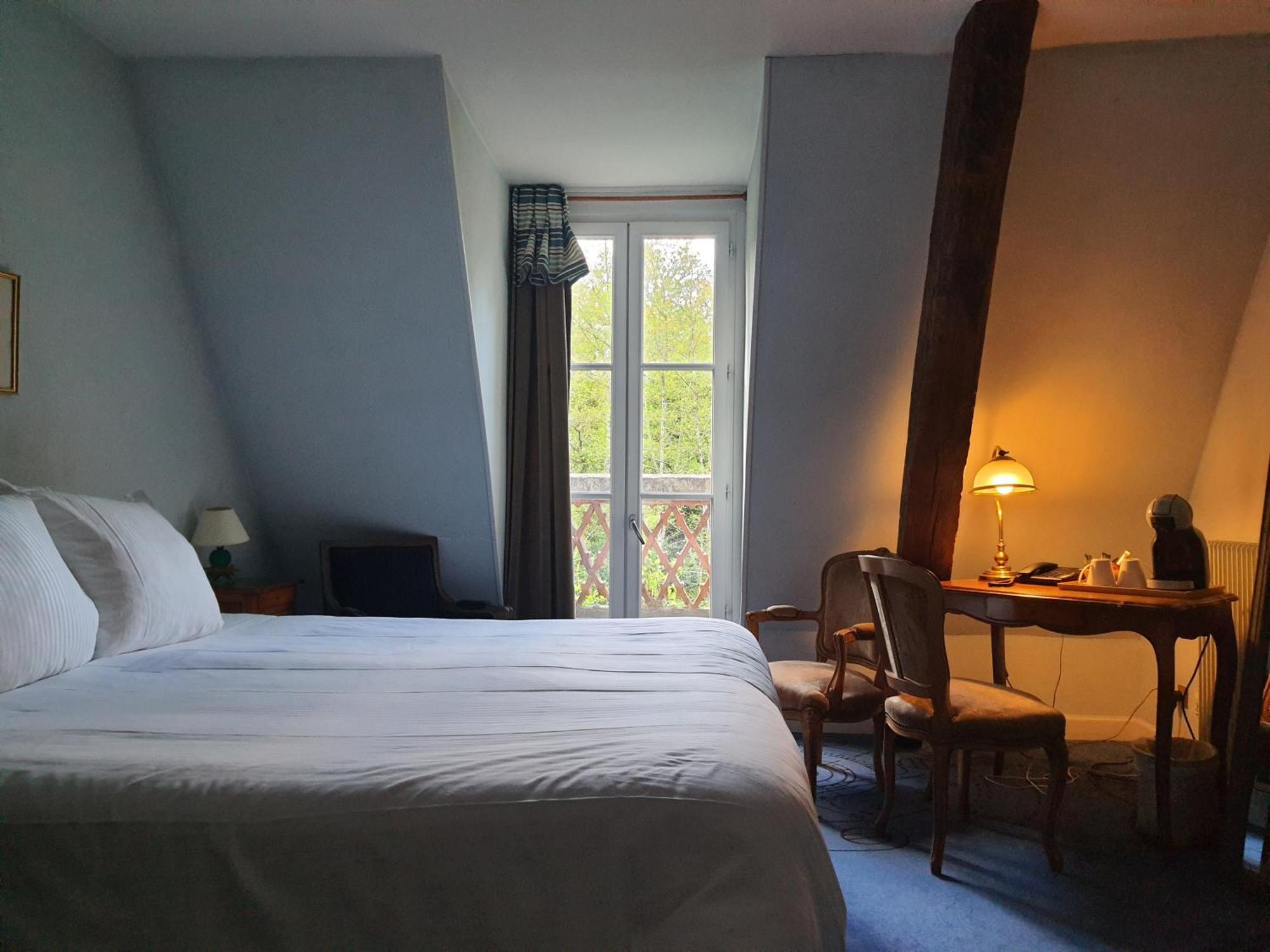 Hostellerie Du Chateau Les Muids La Ferte-Saint-Aubin Ngoại thất bức ảnh
