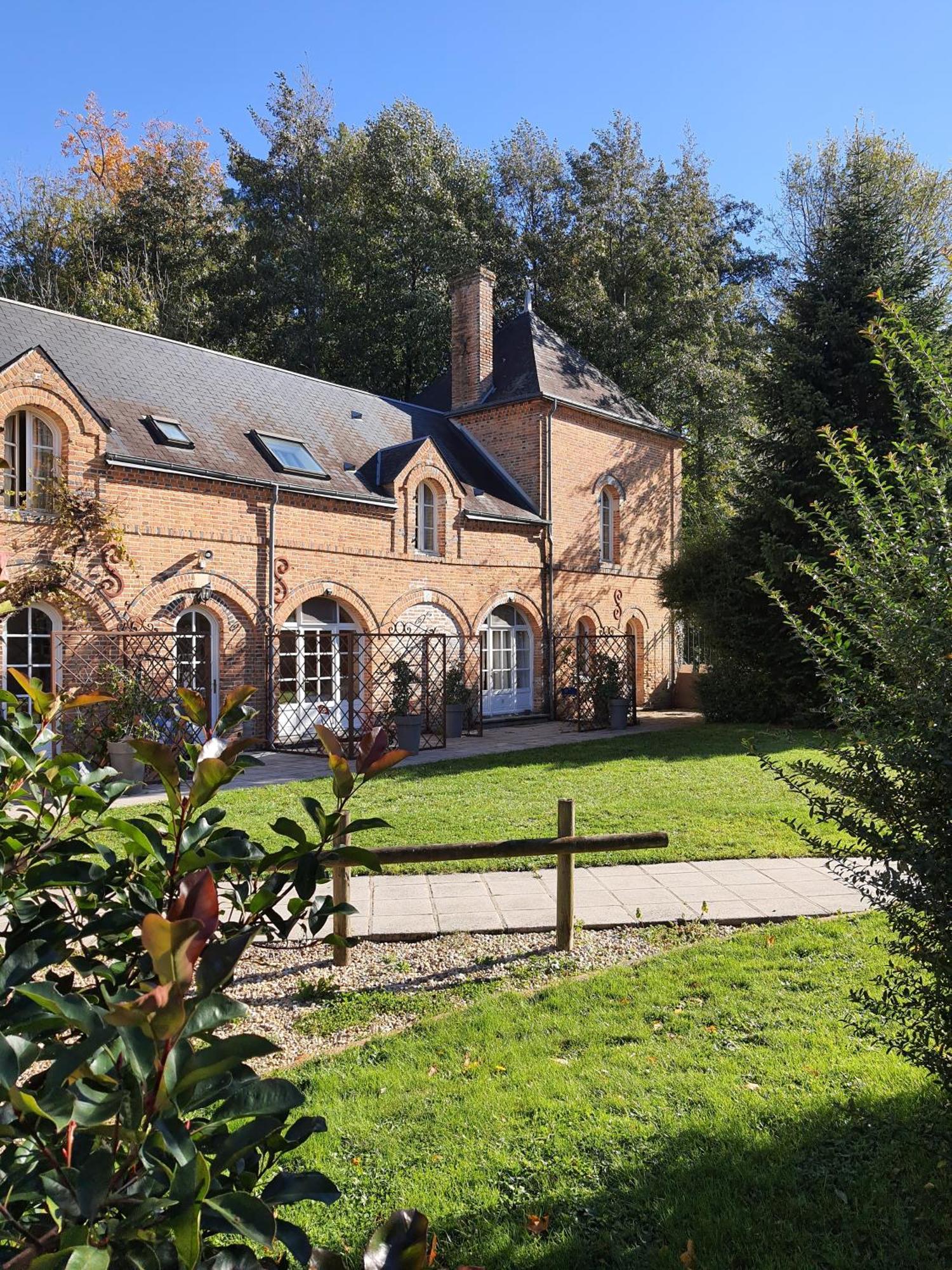 Hostellerie Du Chateau Les Muids La Ferte-Saint-Aubin Ngoại thất bức ảnh